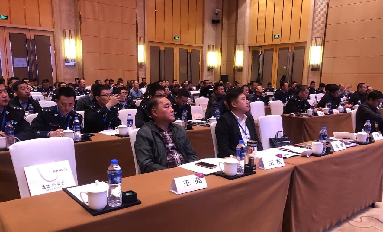 ���ݶ����辶��ͨ���ս�����̳����������� Э������ͨ