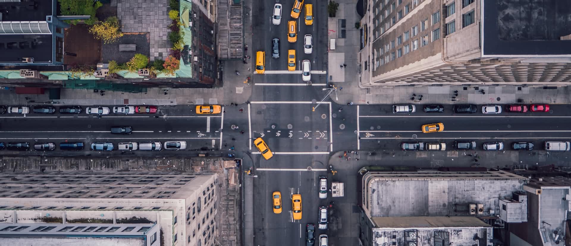 ���͸�ͨЯ���й��ƶ�λ�÷������� ���ơ�5G+λ�÷���